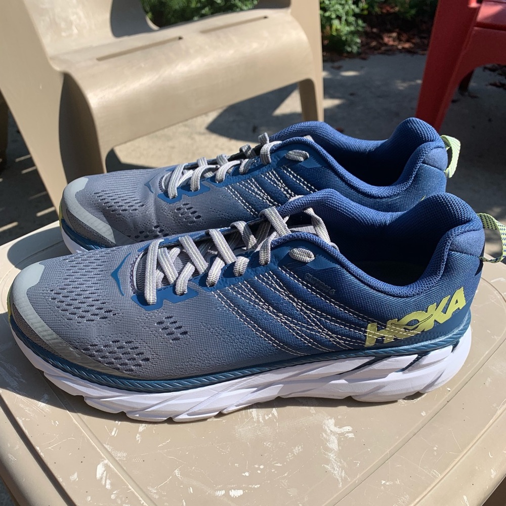 Women’s Hoke One One Clifton 6